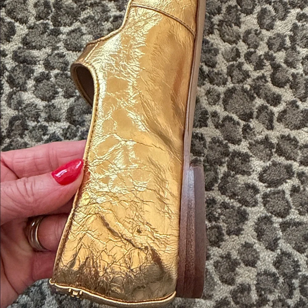 Sam Edelman Gold MICHAELA MARY JANE FLAT
Medallion Gold Leather womens size 9! - Picture 11 of 15